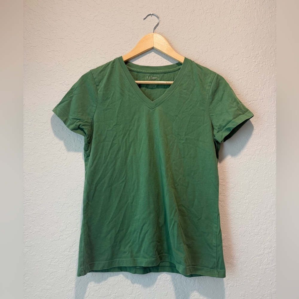 L.L. Bean Green Short Sleeve Tee